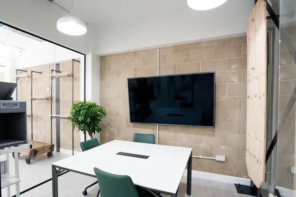 Centro Office Space image 10