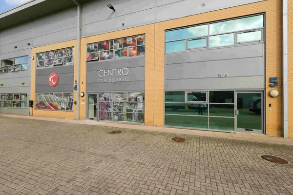 Centro Office Space image 20
