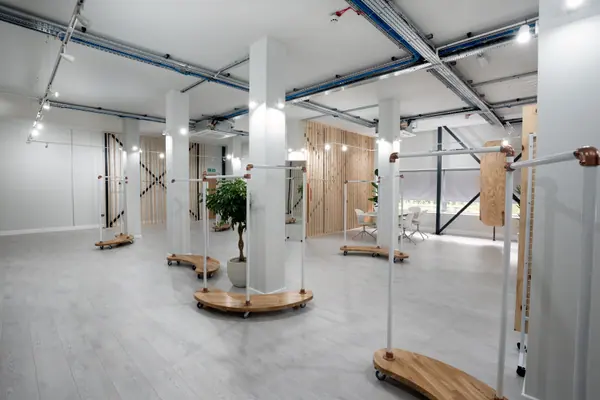 Centro Office Space image 9